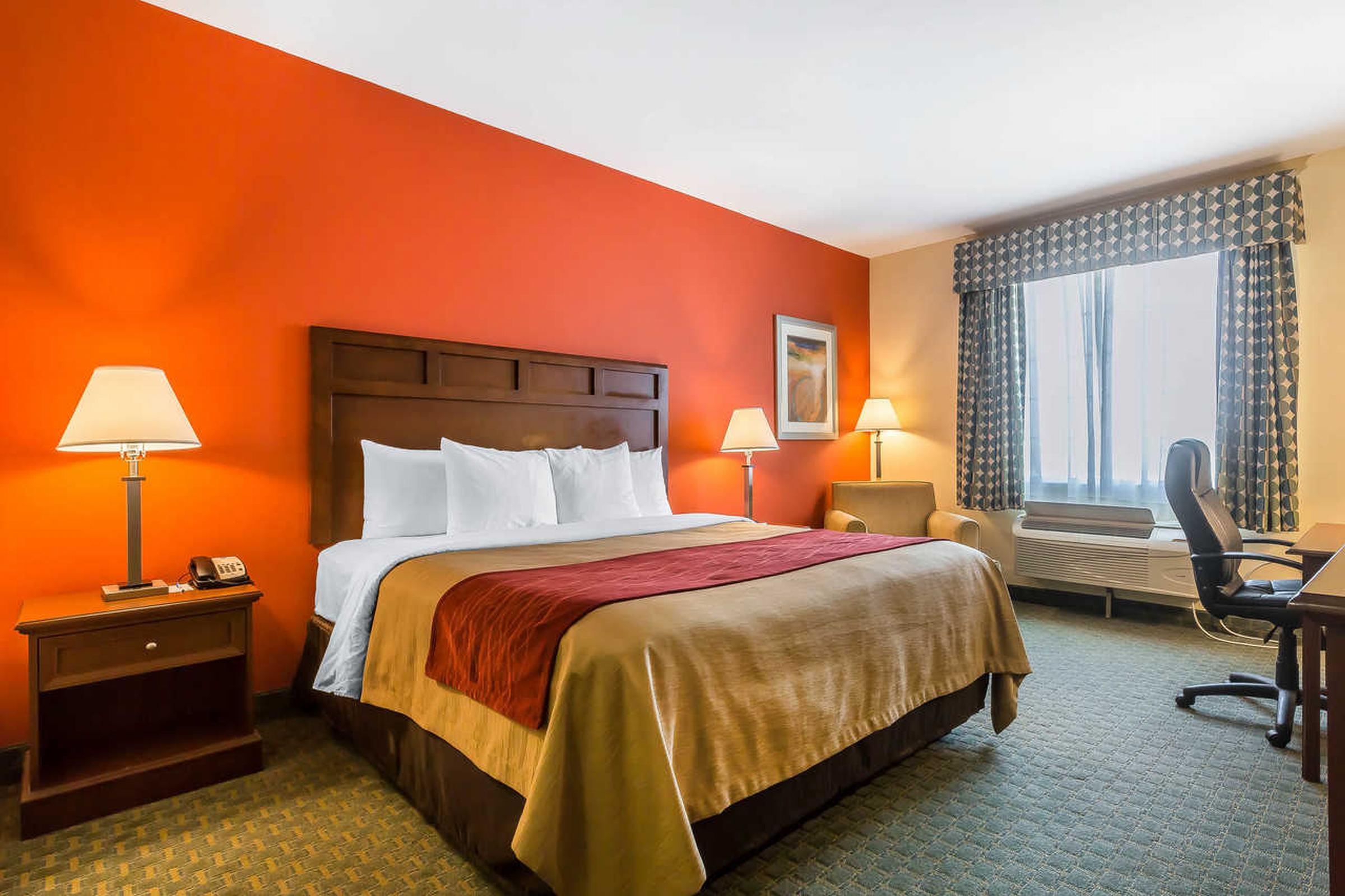 Comfort Inn & Suites Вила Рика Екстериор снимка